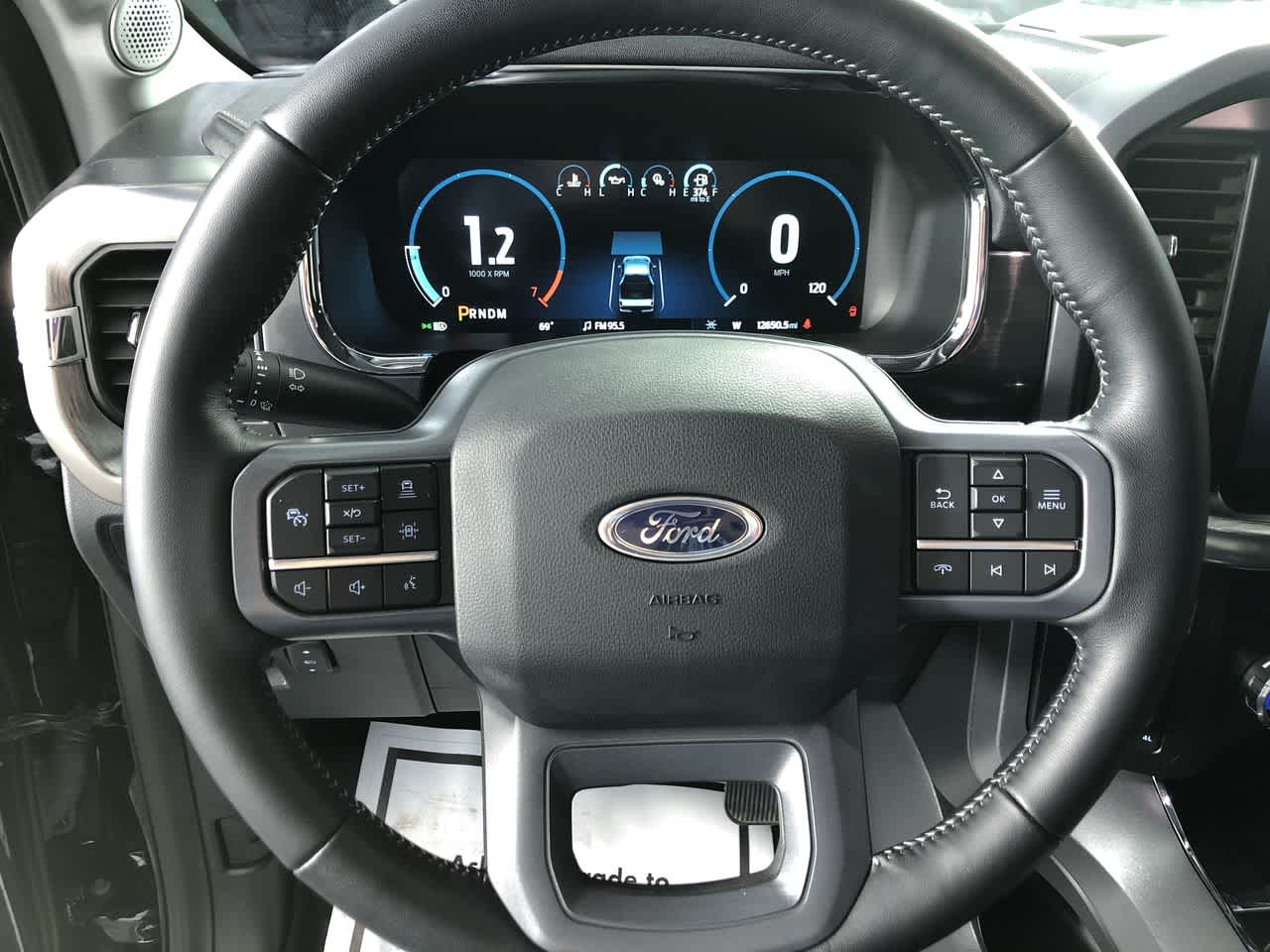 2023 Ford F-150 LARIAT