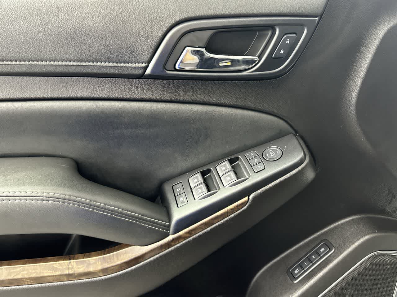 2016 Chevrolet Suburban LT