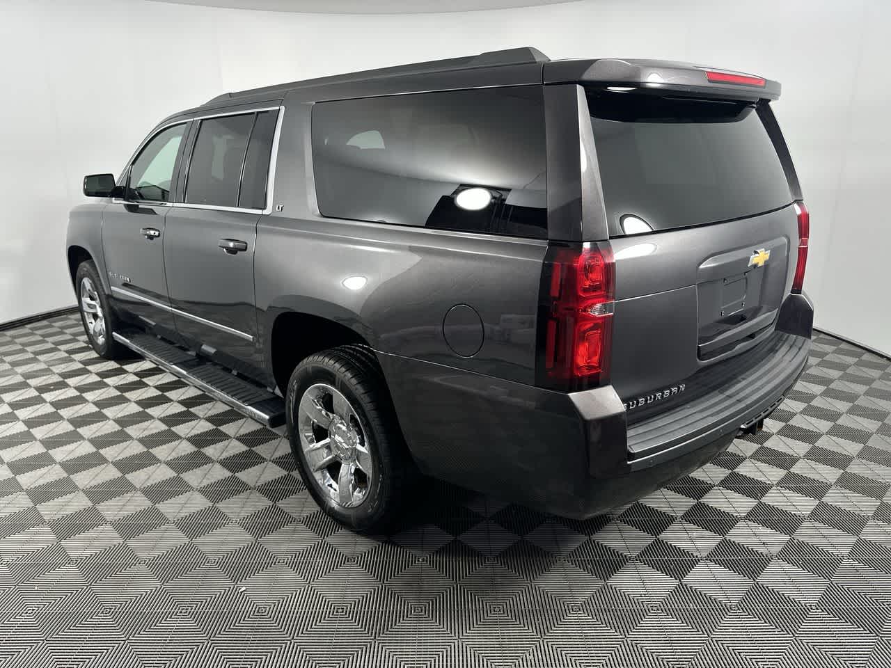 2016 Chevrolet Suburban LT