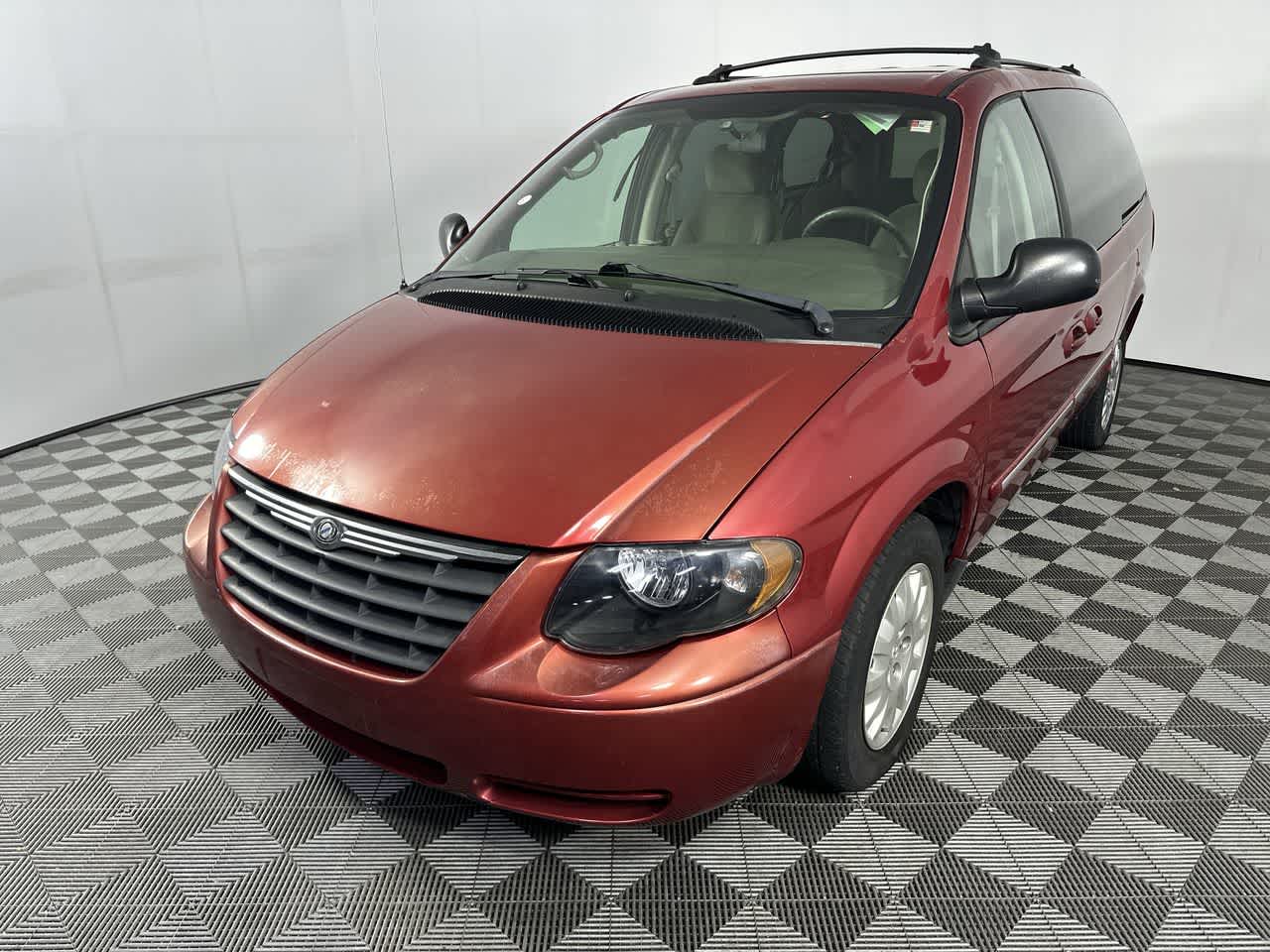 2005 Chrysler Town & Country Touring