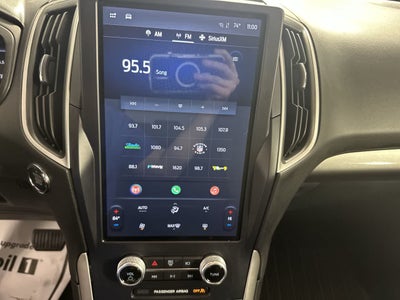 2023 Ford Edge SE
