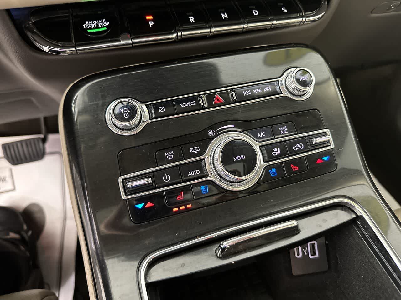 2021 Lincoln Nautilus Reserve