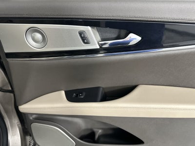 2021 Lincoln Nautilus Reserve