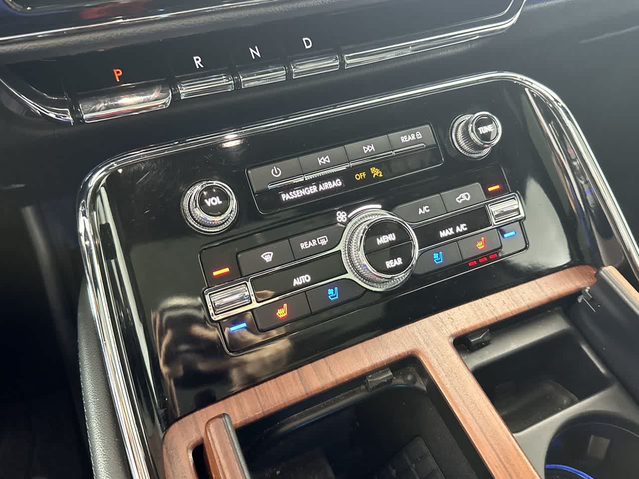 2022 Lincoln Navigator L Reserve