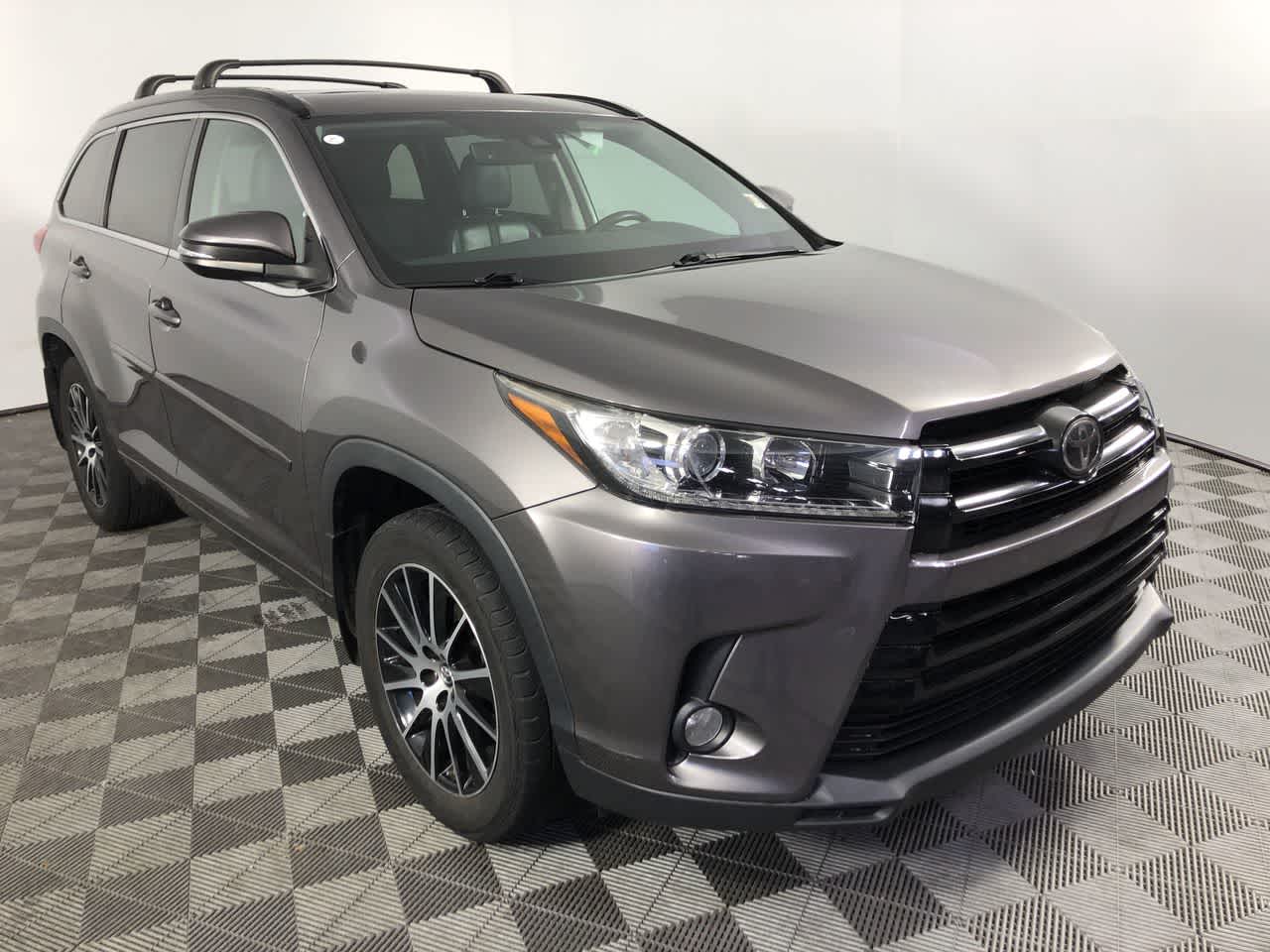 2017 Toyota Highlander SE