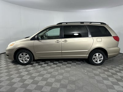 2007 Toyota Sienna LE