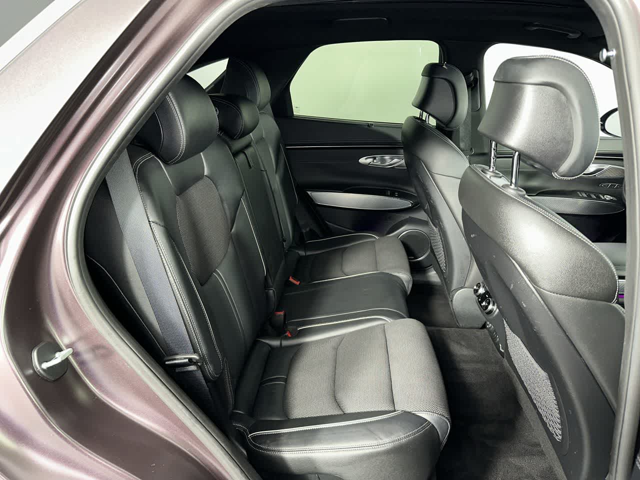 2023 Genesis GV70 2.5T