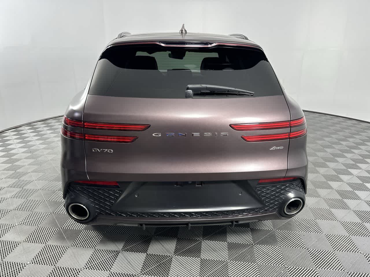 2023 Genesis GV70 2.5T